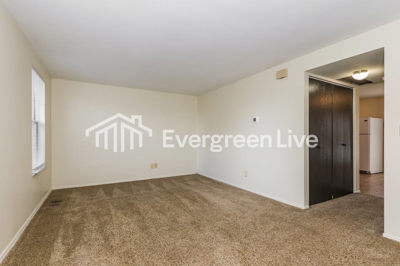 7959 Mount Hood - Photo 3 of 15