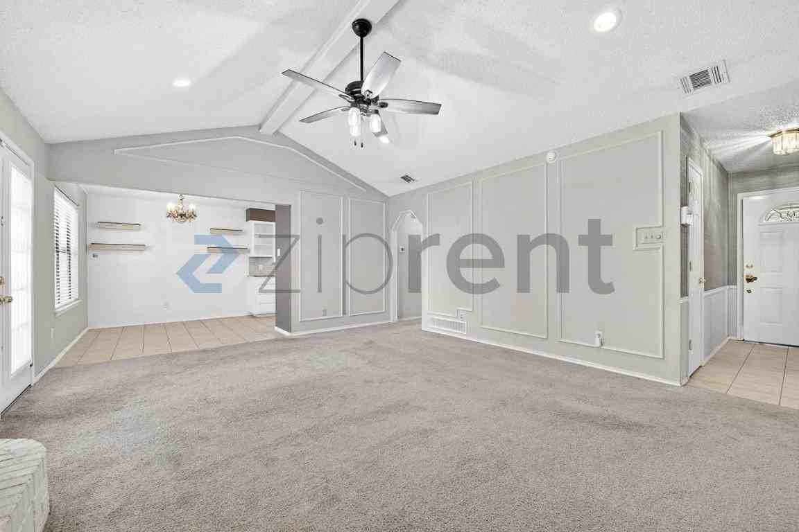 6100 Paradise Dr - Photo 6 of 26