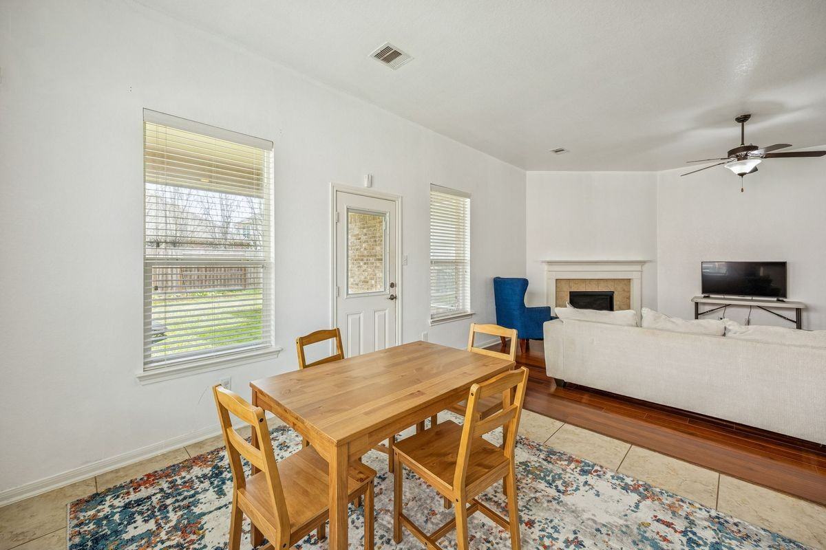 18126 Rustic Brook Ct - Photo 3 of 29