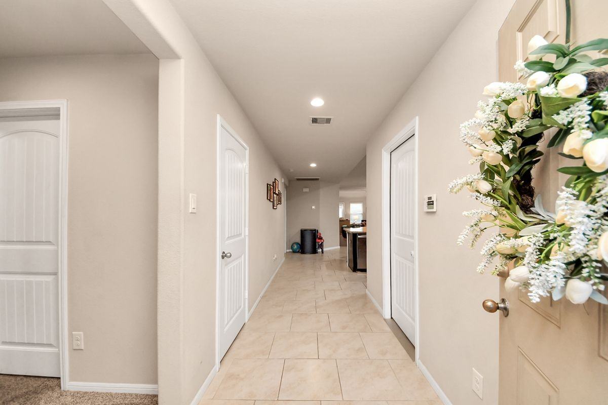 29210 Jarvis Bay Pass - Photo 4 of 16