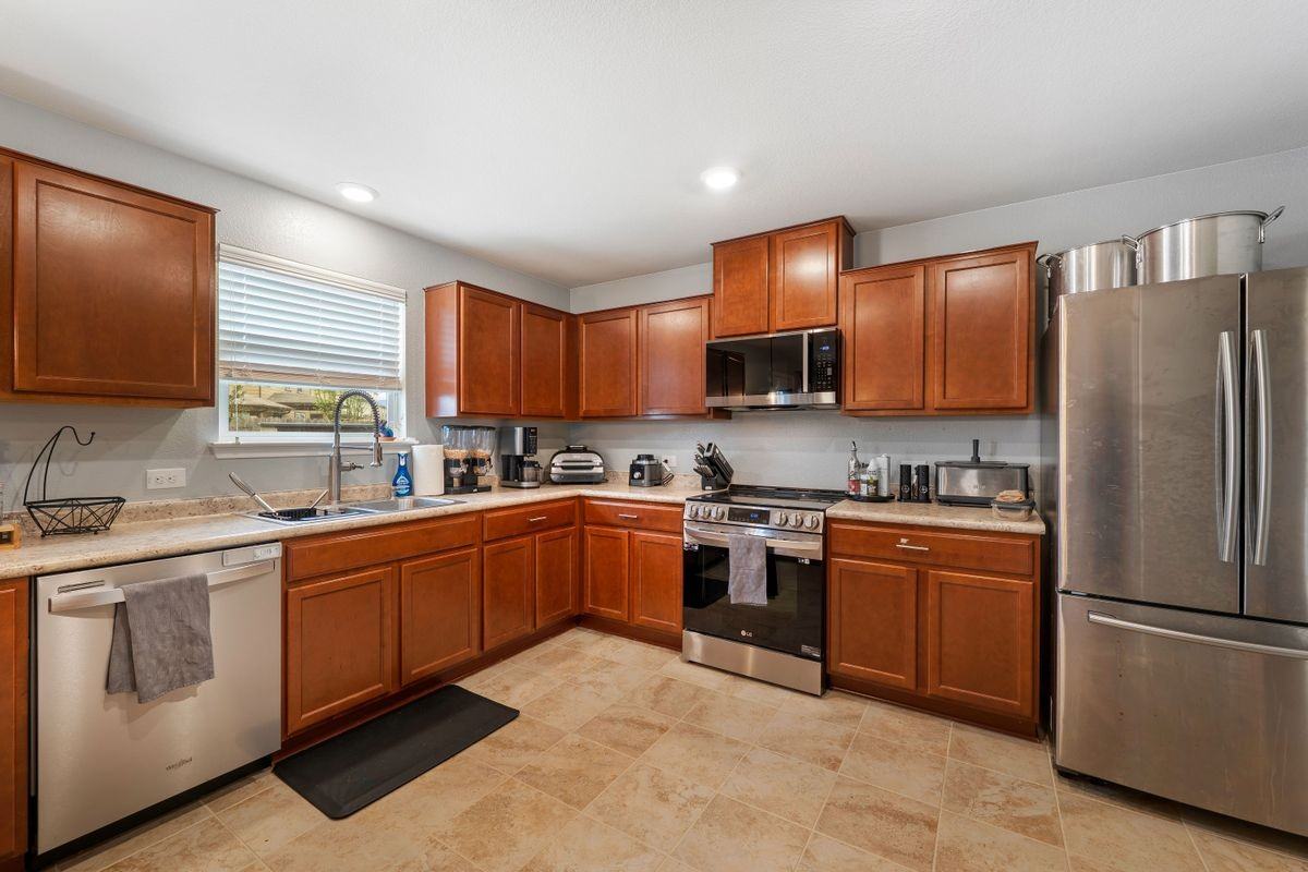 19116 James Carter Jr St - Photo 7 of 38