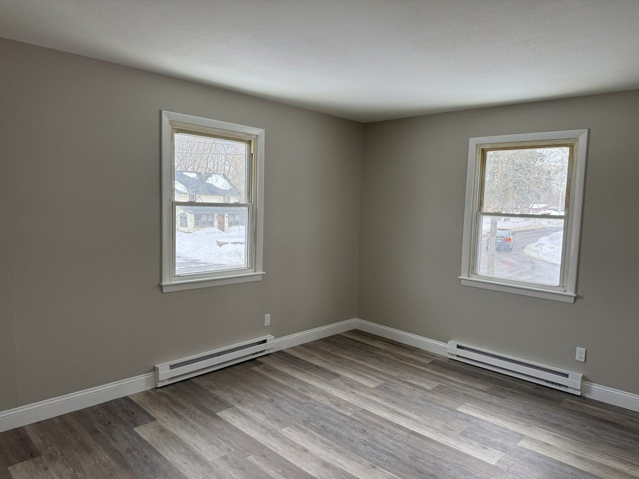 196 Darby Rd #4 - Photo 5 of 11