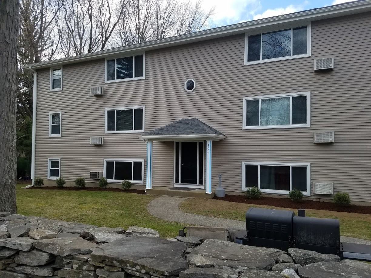 196 Darby Rd #4 - Photo 3 of 11