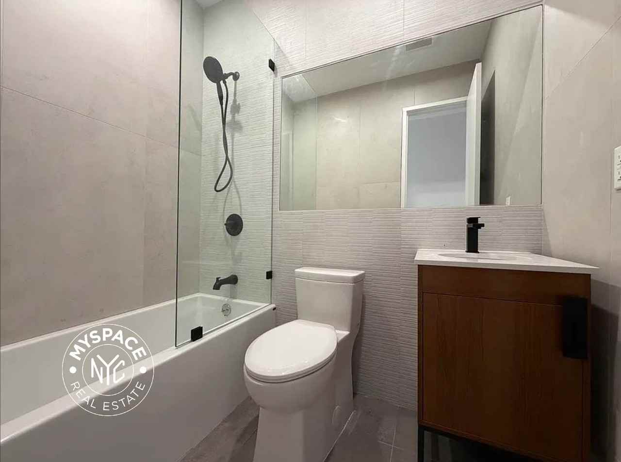 242 6th St #1B - Photo 6 of 6