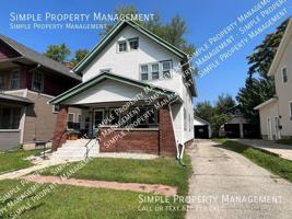 featured image of 737 Fulton St E #1