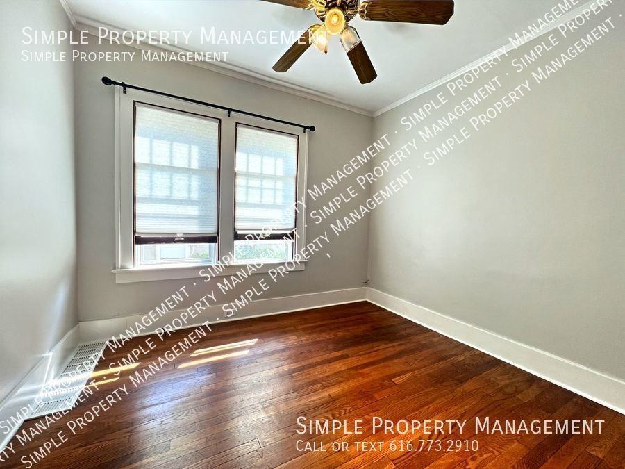 737 Fulton St E #1 - Photo 5 of 12