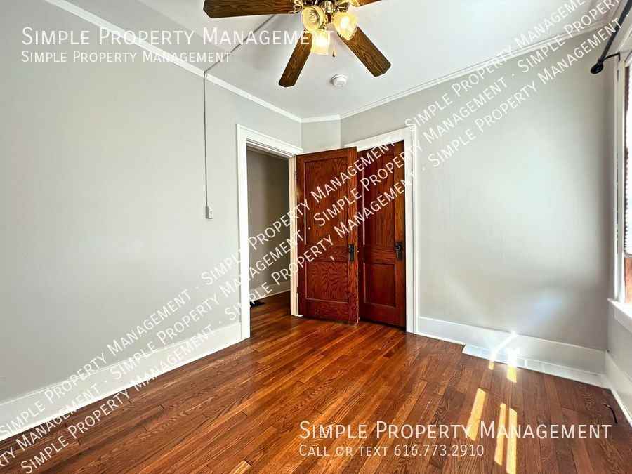 737 Fulton St E #1 - Photo 6 of 12