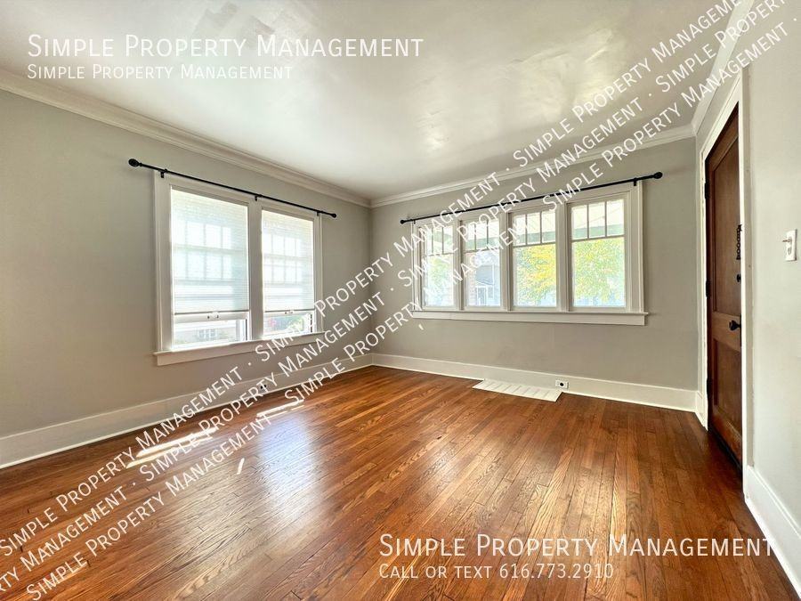 737 Fulton St E #1 - Photo 7 of 12