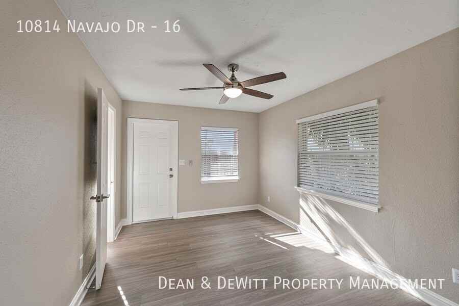 10814 Navajo Dr #16 - Photo 5 of 18