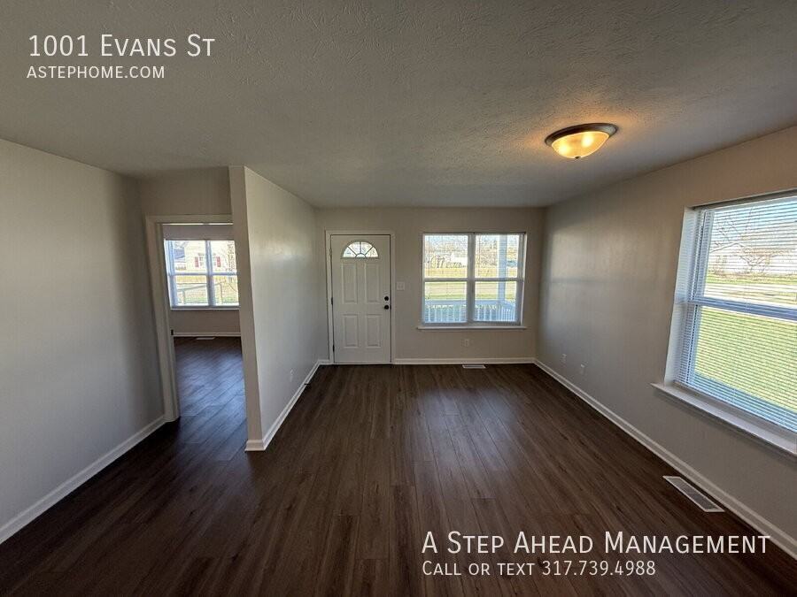 1001 Evans St - Photo 3 of 26