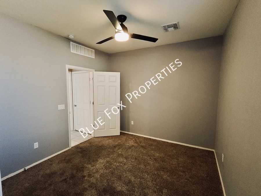 6524 S Diablo Dr - Photo 7 of 25