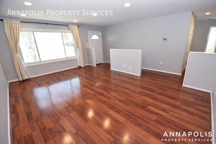 1027 Springhill Way - Photo 6 of 25