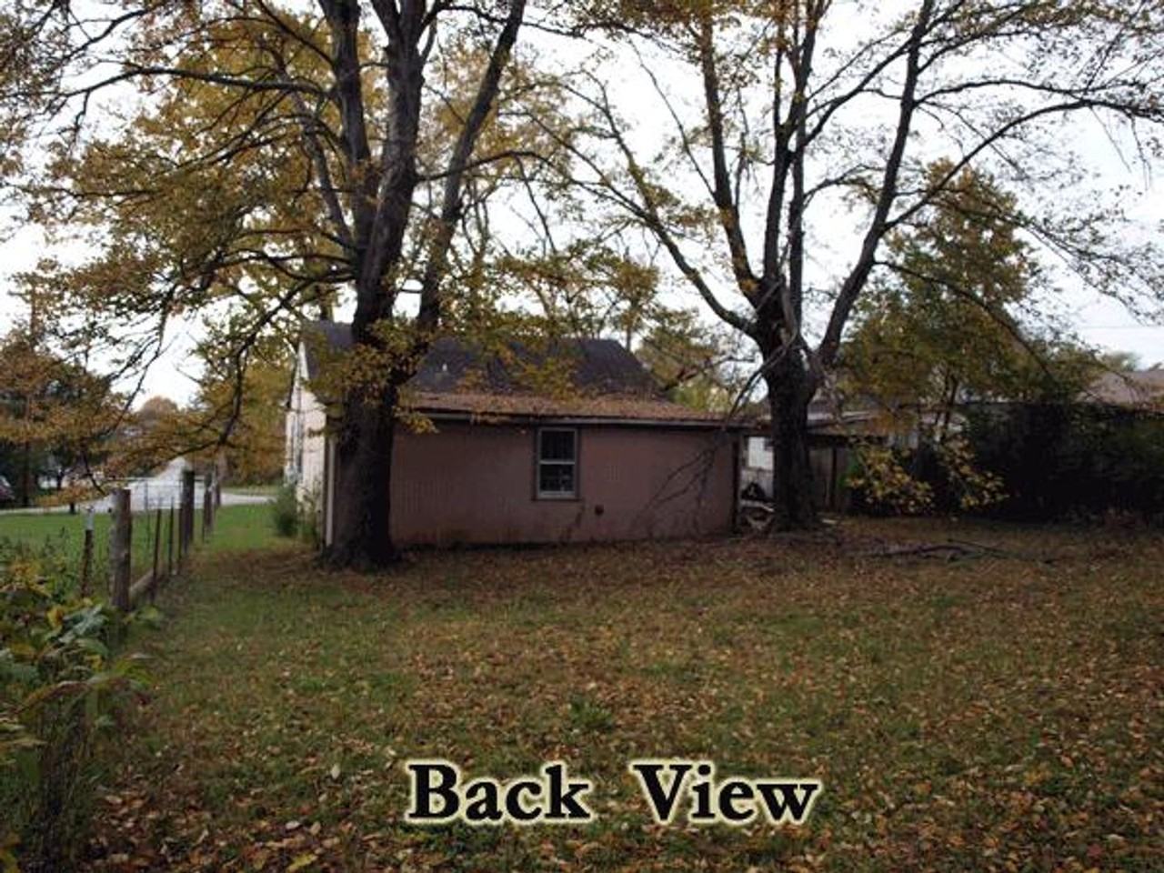 158 Carr Ave - Photo 3 of 20