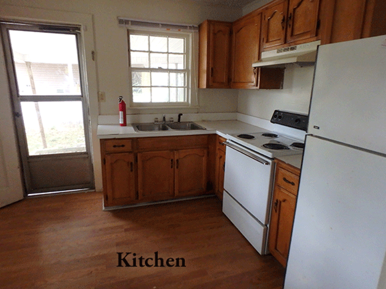 158 Carr Ave - Photo 7 of 20