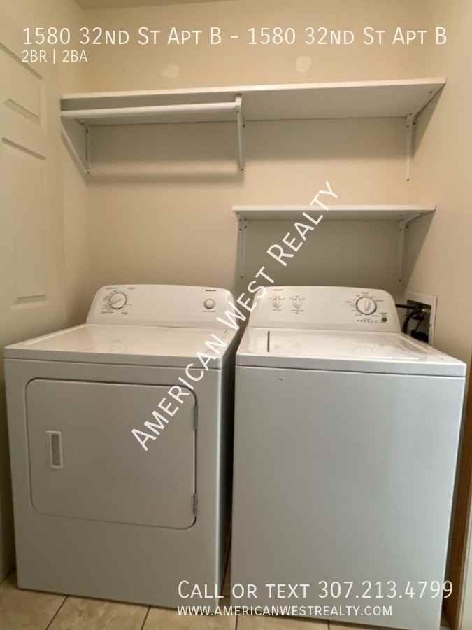 1580 32nd St Apt B - Photo 6 of 9
