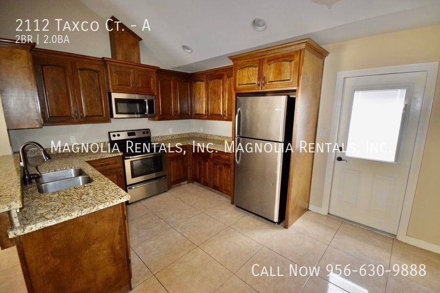 2112 Taxco Ct #A - Photo 5 of 12