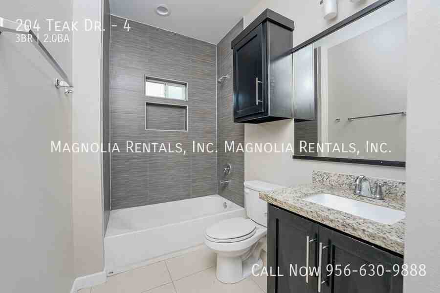 204 Teak Dr #4 - Photo 6 of 16