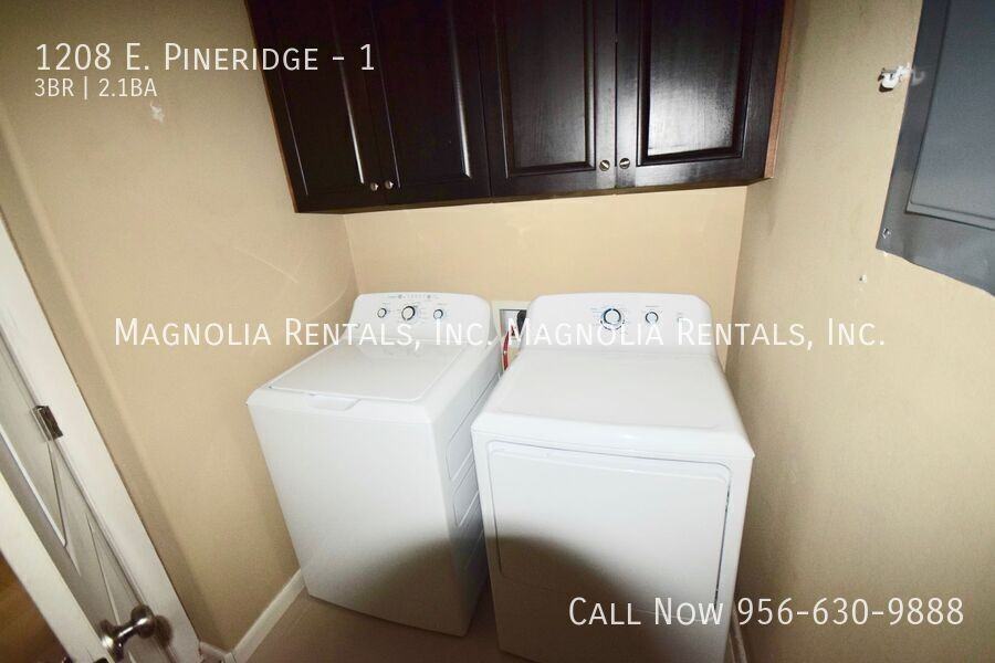 1208 E Pineridge Ave #1 - Photo 5 of 11