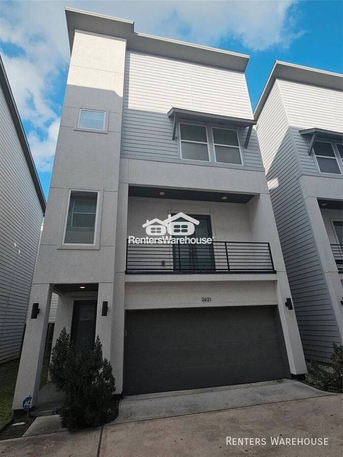 2621 Hutchins St - Photo 2 of 26