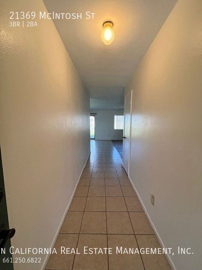 21369 Mcintosh St - Photo 6 of 36