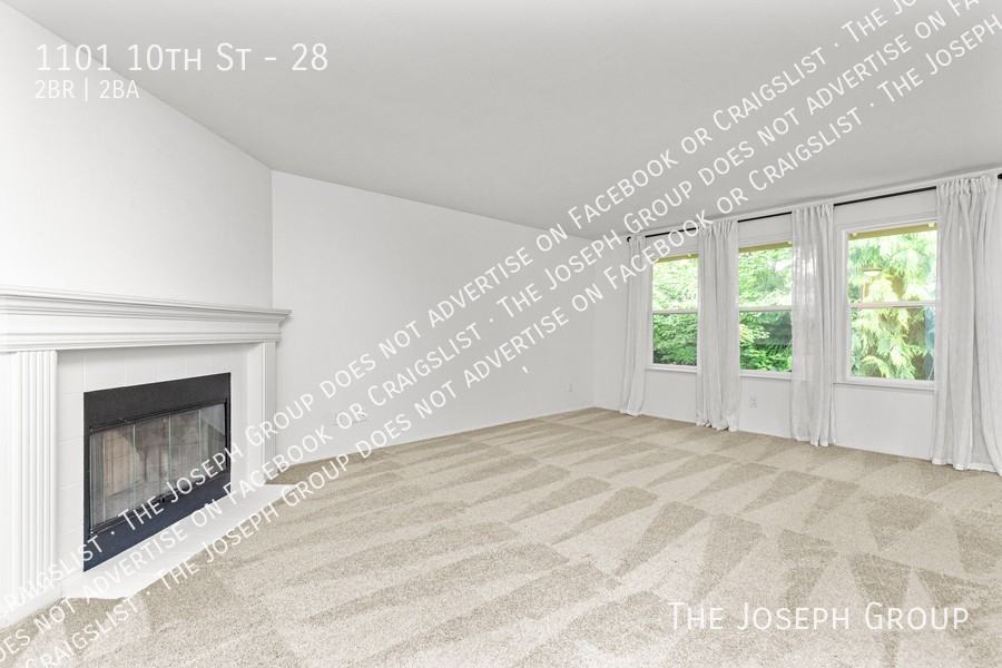 1101 10th St #28 - Photo 2 of 35