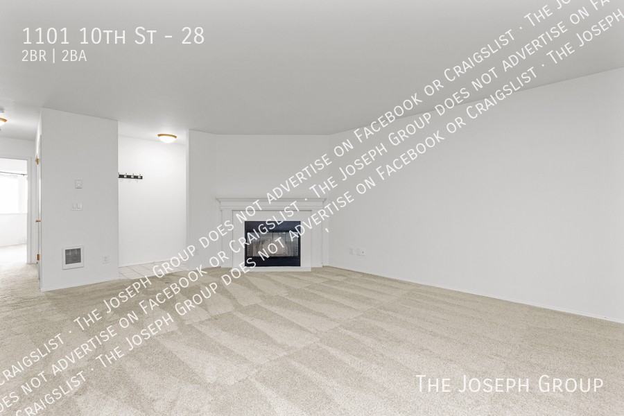 1101 10th St #28 - Photo 3 of 35