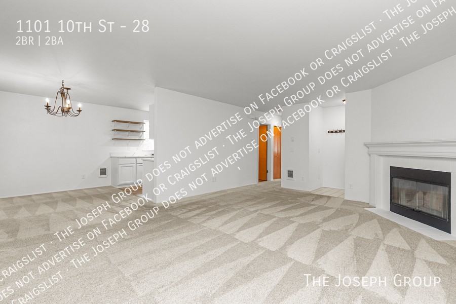 1101 10th St #28 - Photo 4 of 35