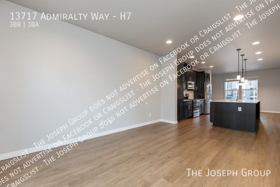 13717 Admiralty Way #H7 - Photo 4 of 39