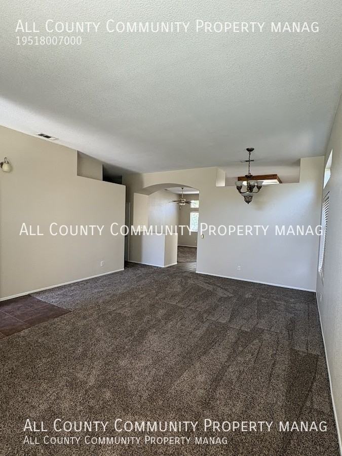 39862 De Vendome Ct - Photo 7 of 45