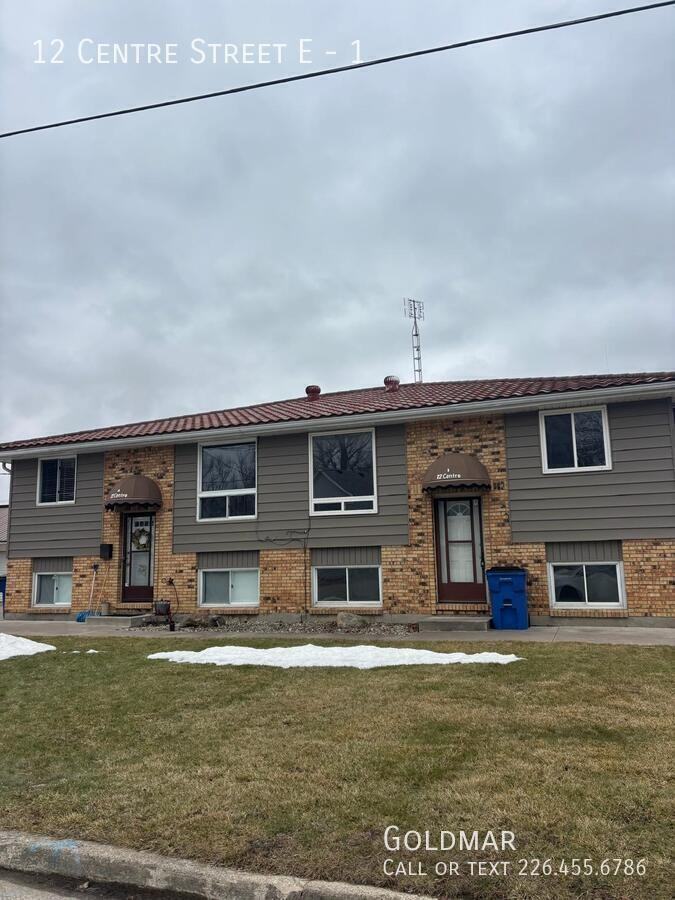 CENTRE & #1 - Photo 2 of 16