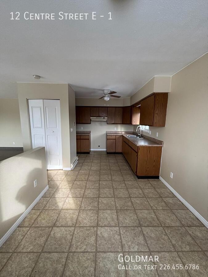 CENTRE & #1 - Photo 4 of 16