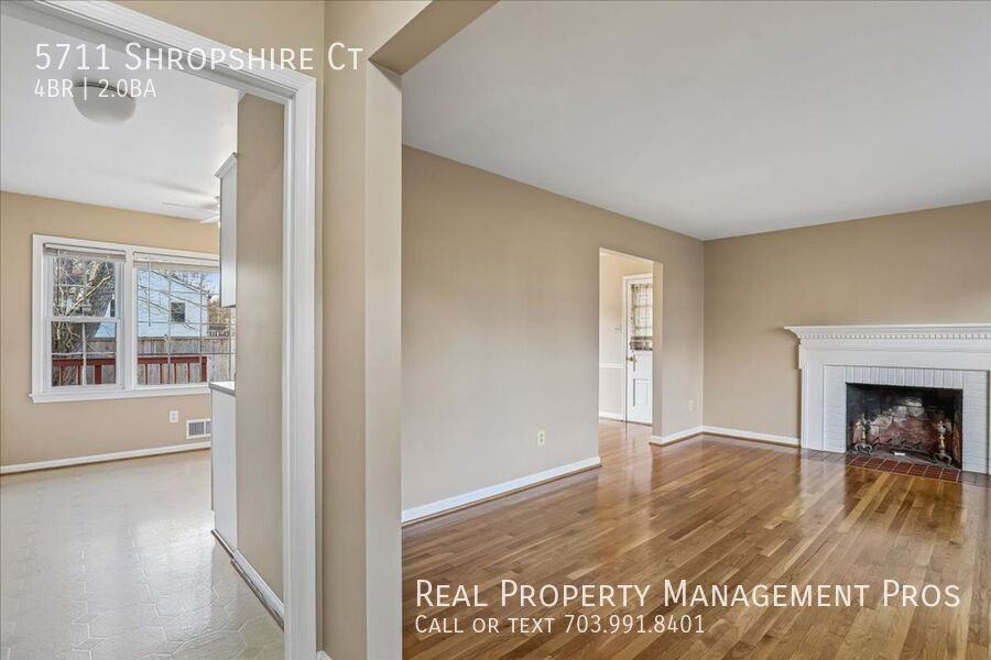 5711 Shropshire Ct - Photo 5 of 34