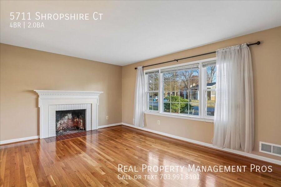 5711 Shropshire Ct - Photo 6 of 34