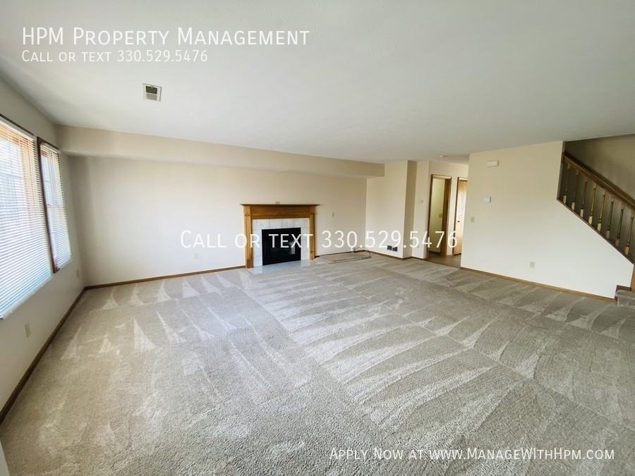 7491 Shisler St Ne - Photo 2 of 21