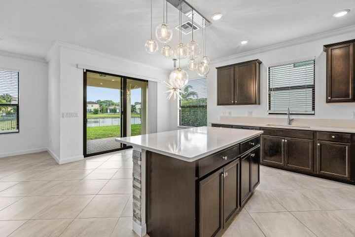 3234 Klays Court - Photo 4 of 8