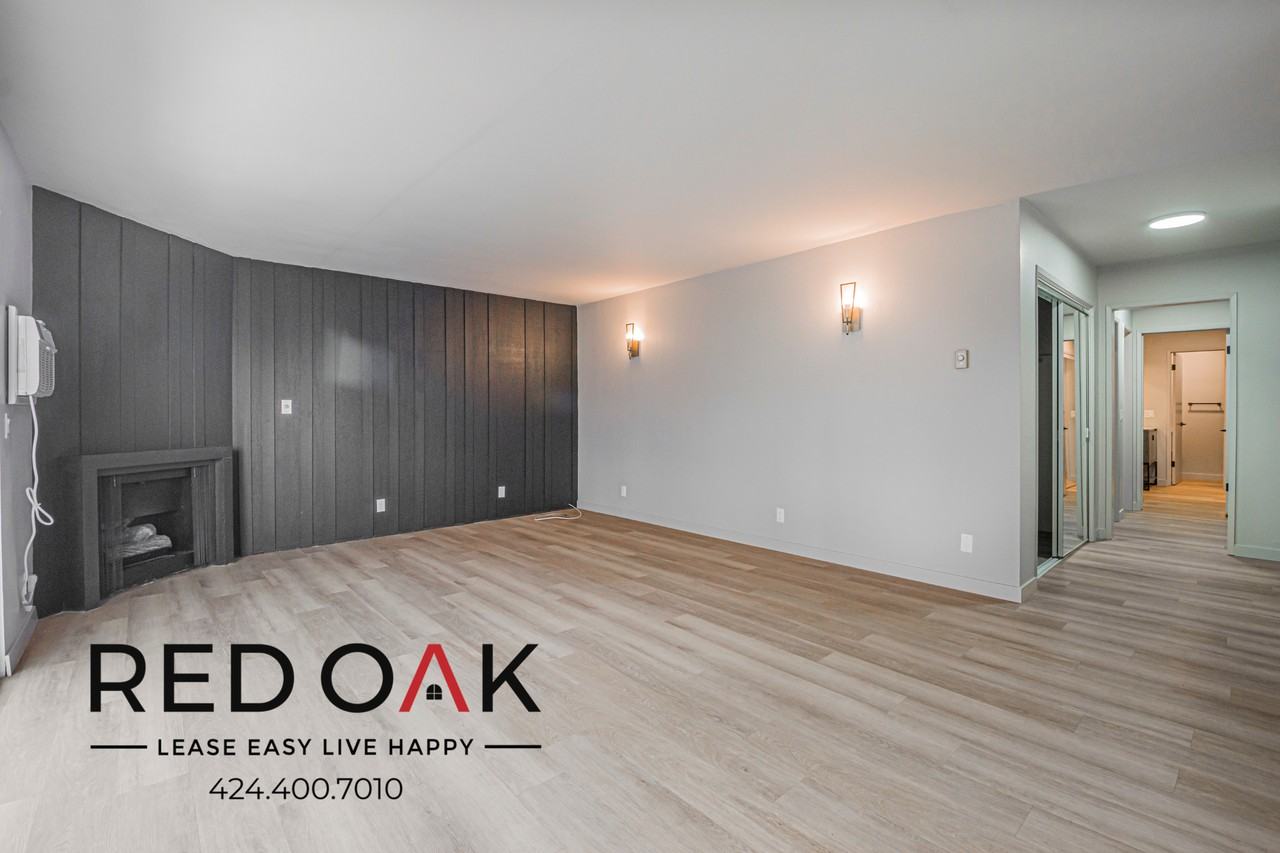 426 S Venice Blvd #3 - Photo 2 of 24