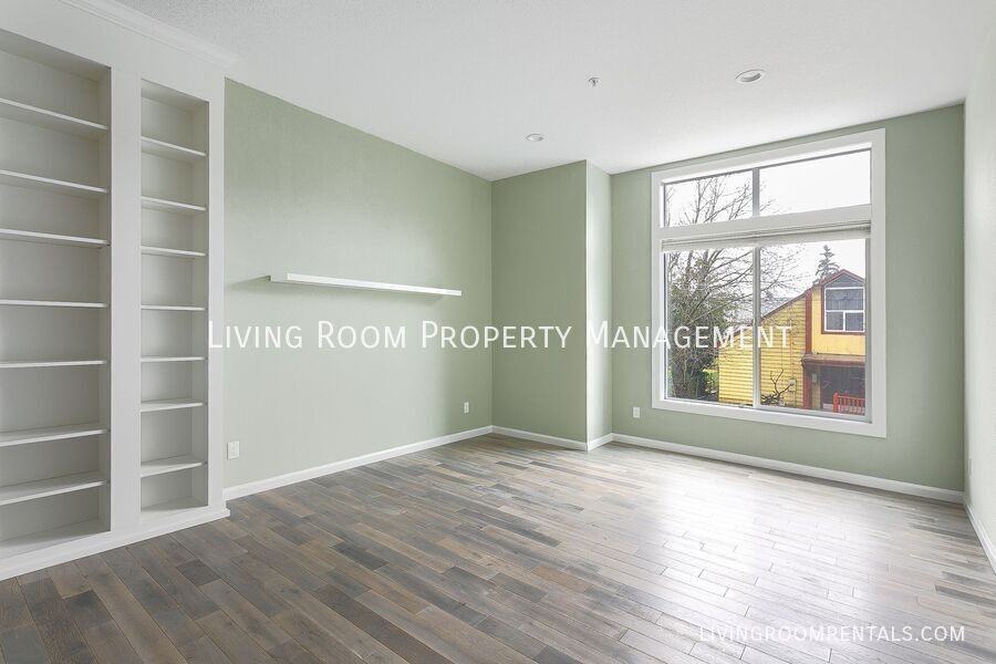 314 N Ivy St - Photo 6 of 16