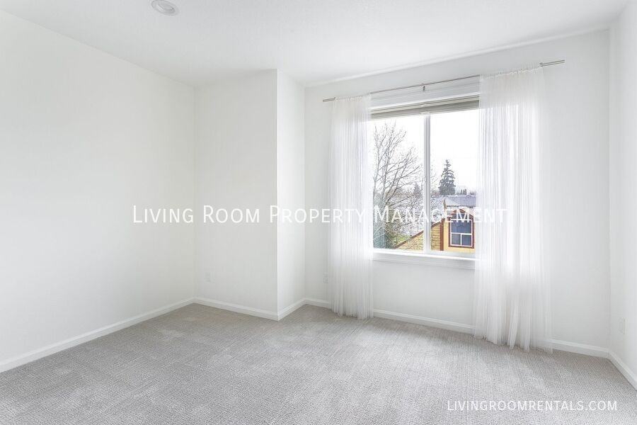 314 N Ivy St - Photo 7 of 16