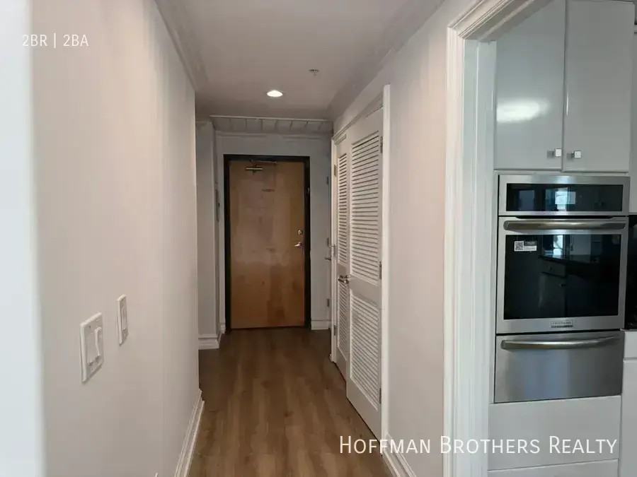 1479 S Beverly Dr #102 - Photo 6 of 21