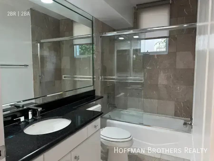 1479 S Beverly Dr #102 - Photo 7 of 21