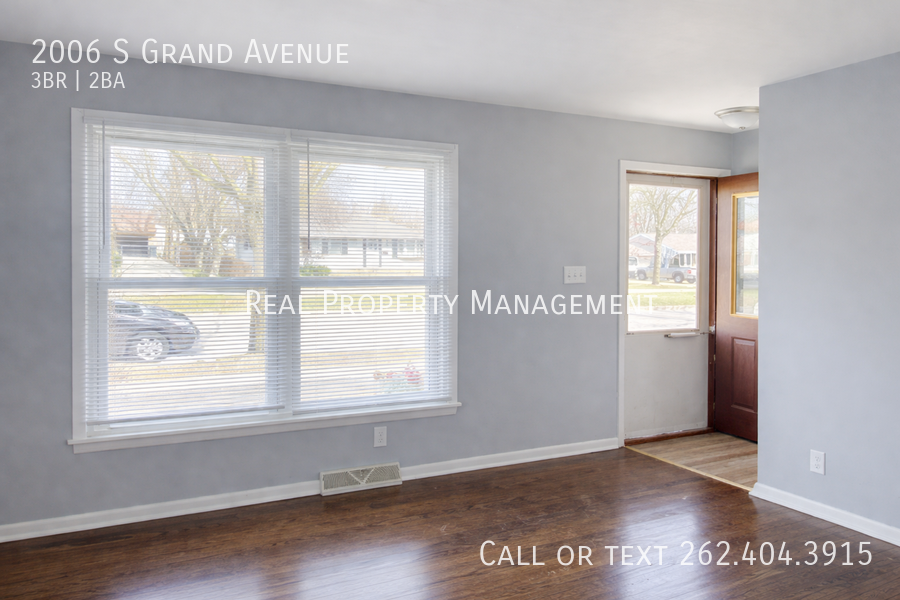 2006 S Grand Ave - Photo 2 of 21