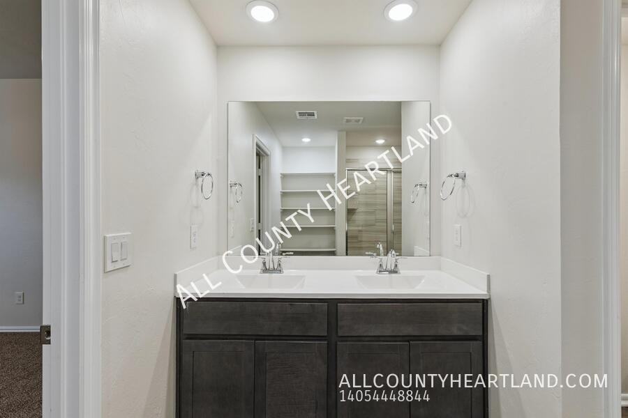 3425 Molly Dr - Photo 6 of 12