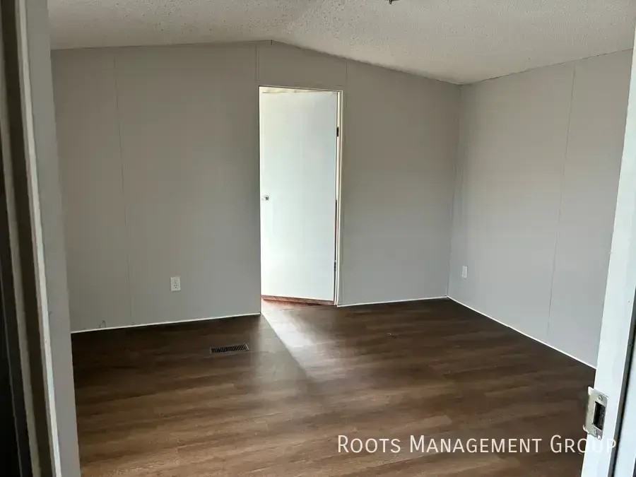 387 Webster Rd #164 - Photo 6 of 19