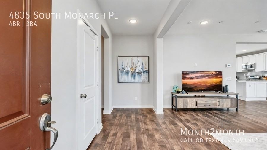 4835 S Monarch Pl - Photo 6 of 50