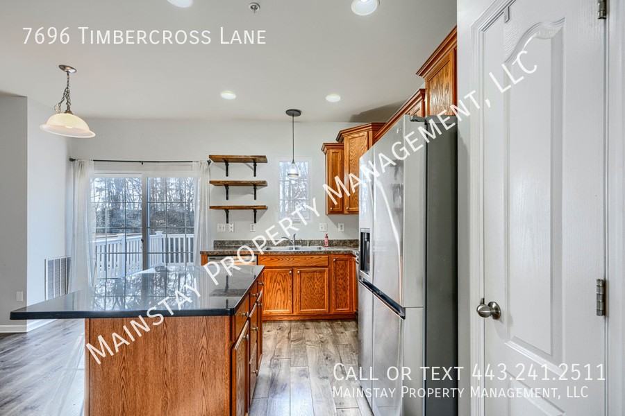 7696 Timbercross Ln - Photo 7 of 25