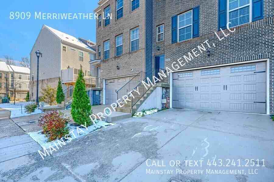 8909 Merriweather Ln - Photo 2 of 33