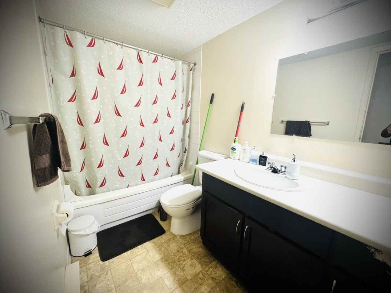 1150 Munroe Ave - Photo 6 of 8