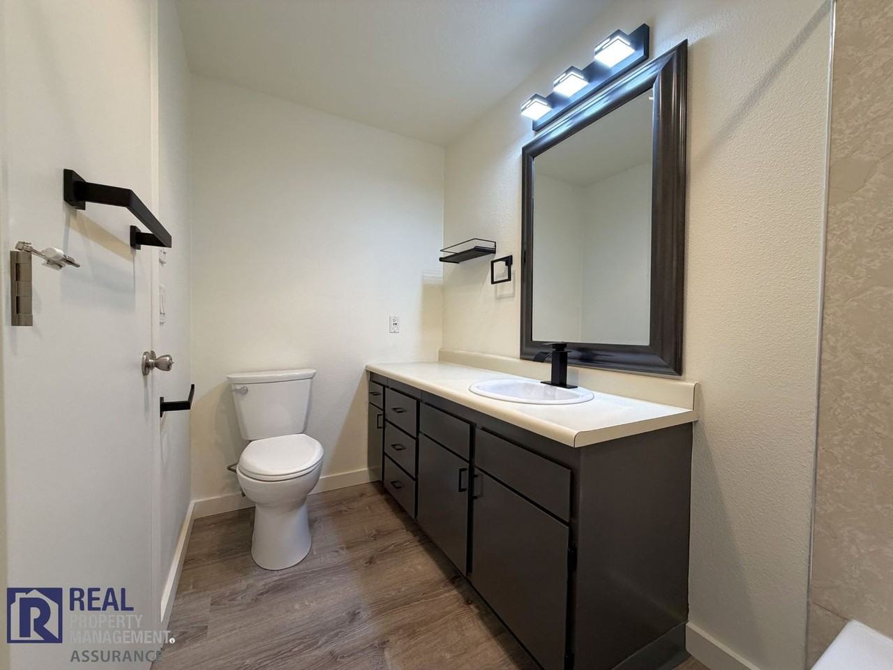 7187 Childs Rd - Photo 6 of 17