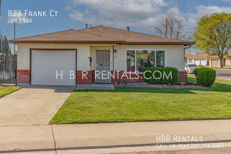 823 Frank Ct - Photo 2 of 17