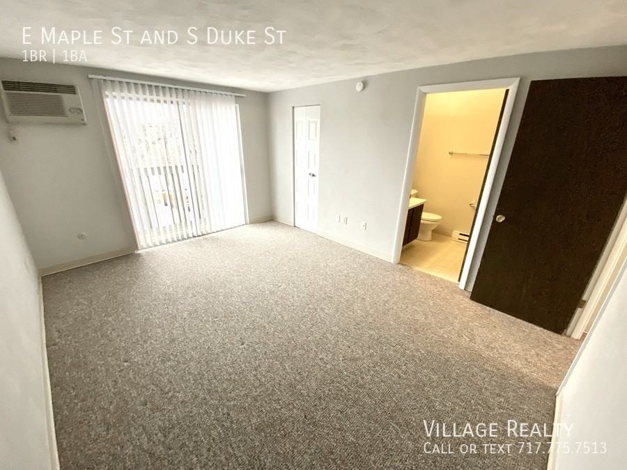 Maple & S Duke St #B - Photo 7 of 37